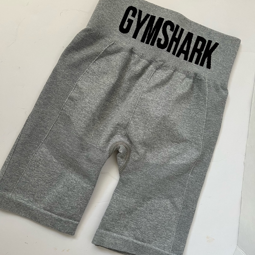 Gymshark Flex Cycling Shorts Gray Small NEW